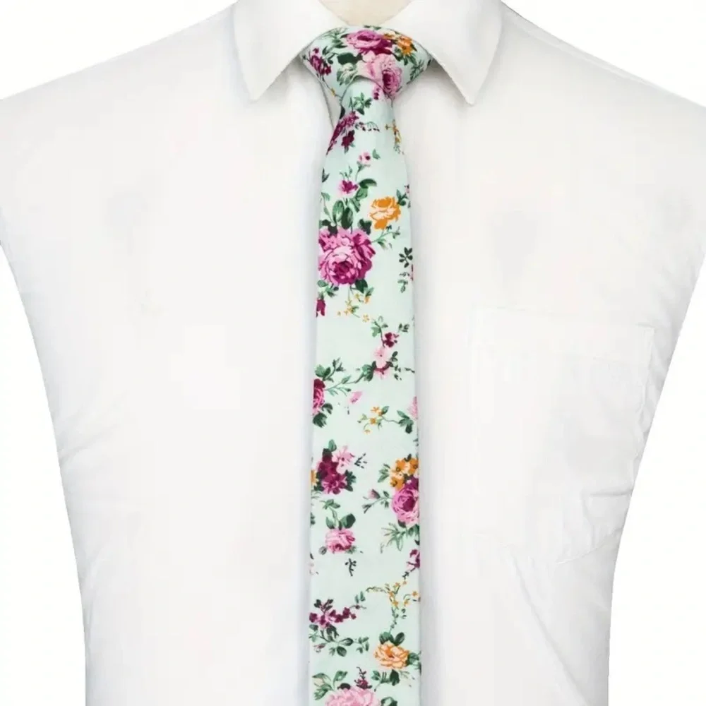 Egara Men’s Floral Cotton Tie - Picture 4 of 4